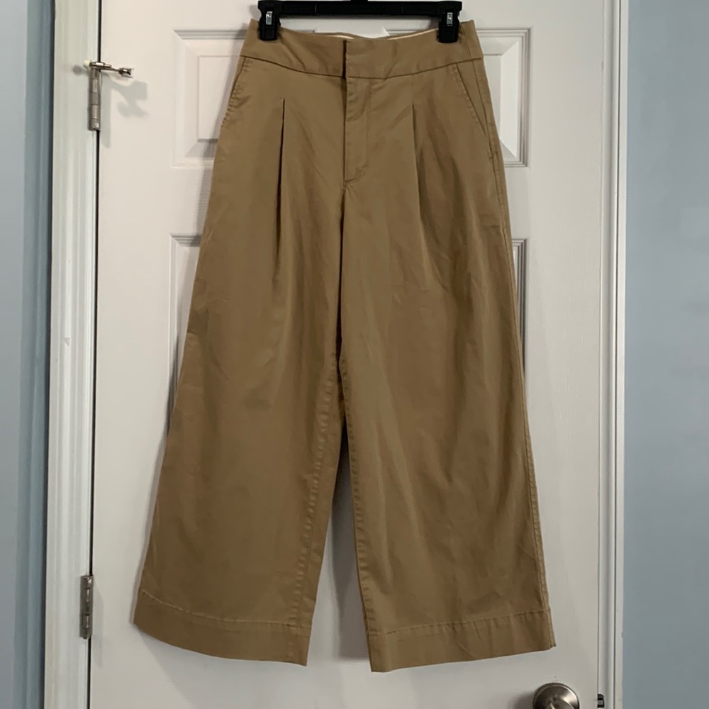 Gap Wide Leg Khaki size 2